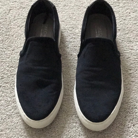 skechers ladies slip on shoes